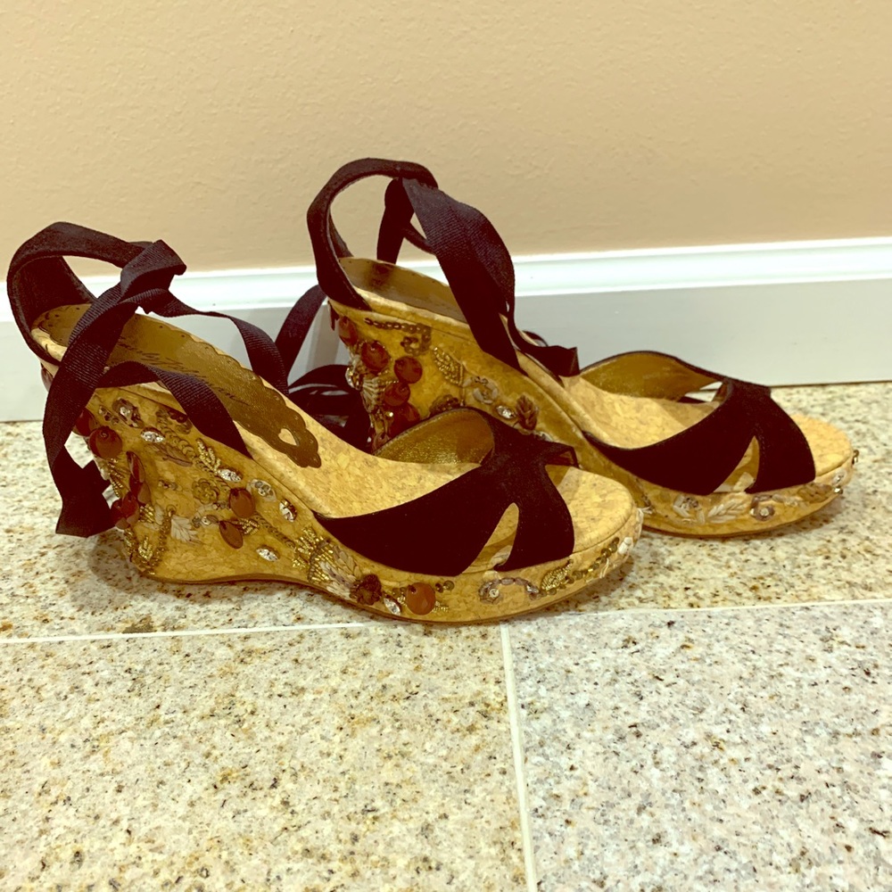 Beverly Feldman Women's Embellished Sandal Size 8M
